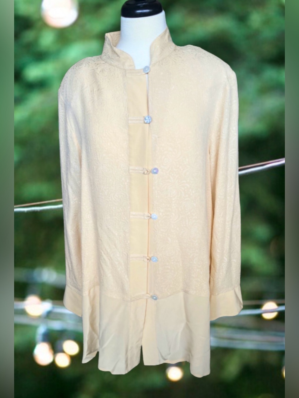Vintage Yi Lin Women Size L Beige Longsleeves 100% Silk Blouse
